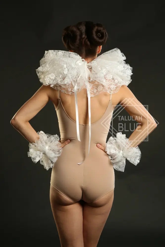 Ivory Lace Neck Ruff / Cuffs Circus Costume ruff