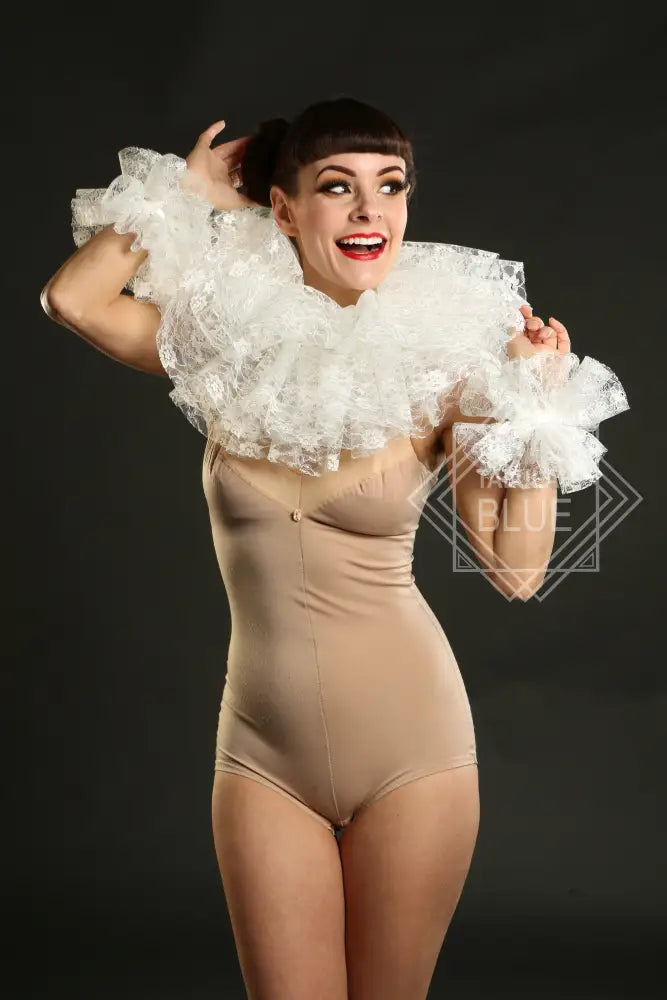 ivory lace ruff and cuff circus costume clown accessories 